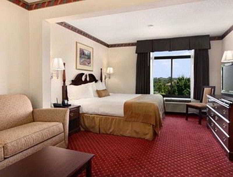 Spark By Hilton Charlotte Tyvola I-77 Quarto foto